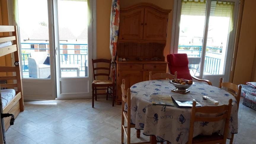 Appartement Schaffhauser เลส์ซาบล์-โดล็อนน์ ภายนอก รูปภาพ
