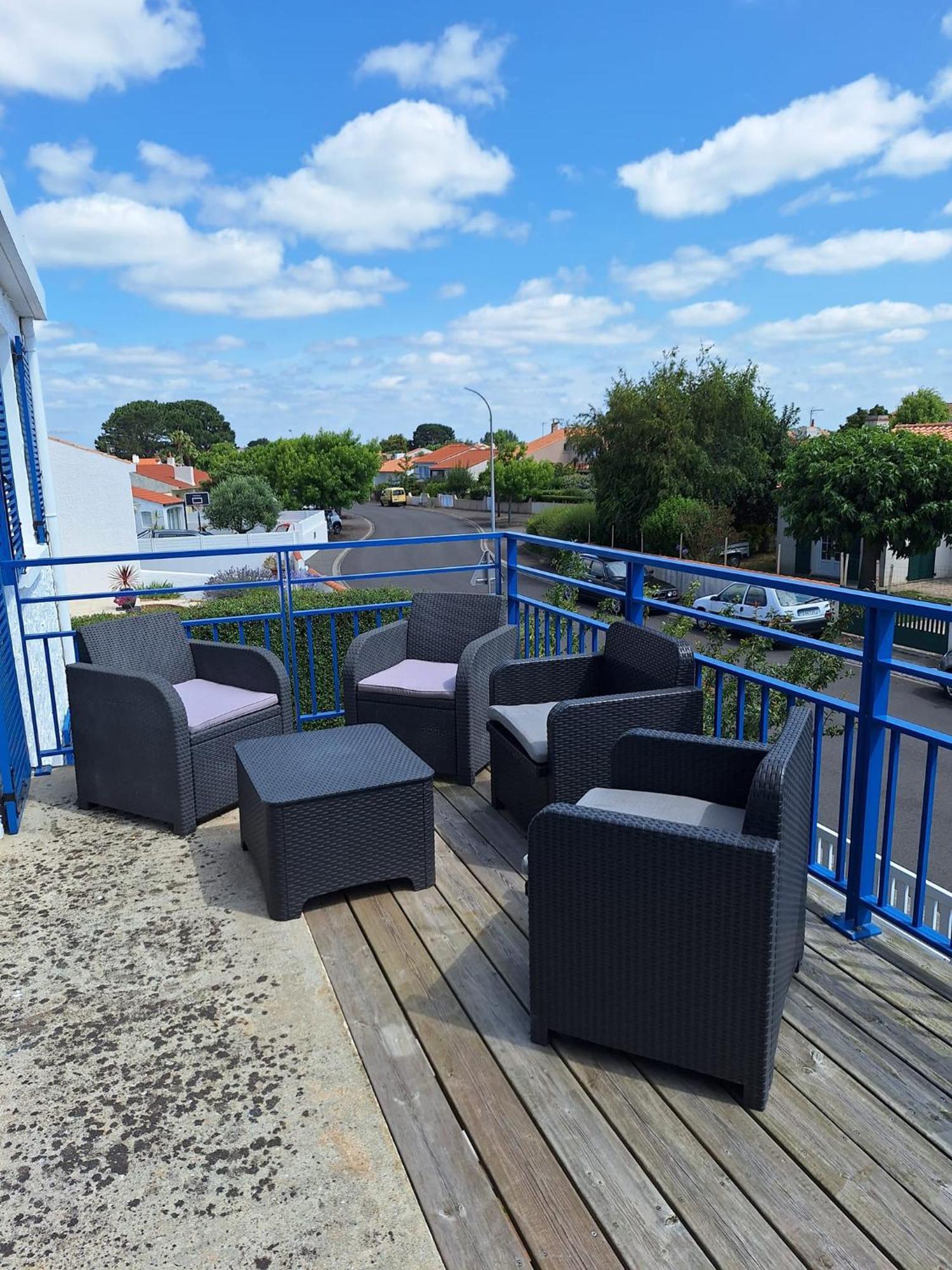 Appartement Schaffhauser เลส์ซาบล์-โดล็อนน์ ภายนอก รูปภาพ